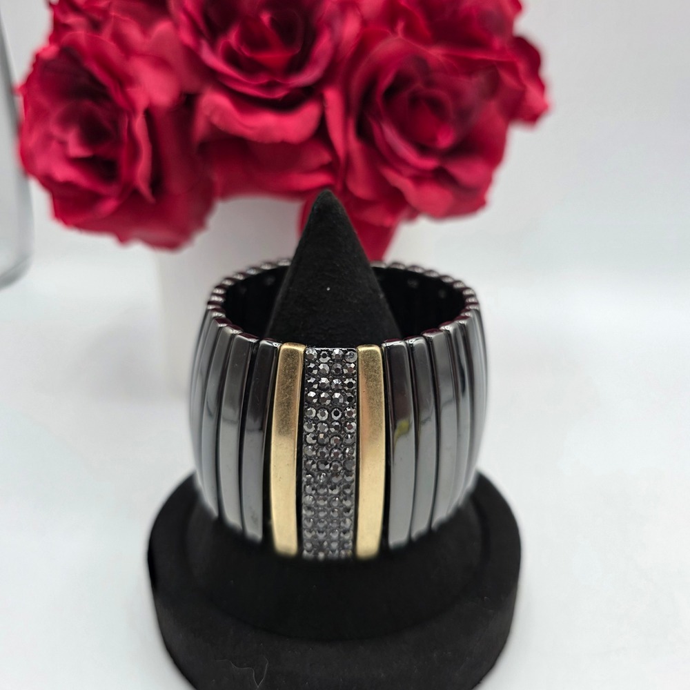 Kiam Family Gunmetal Gold Tone Black Crystal Ribbed Wide Stretch Cuff‎ Bracelet